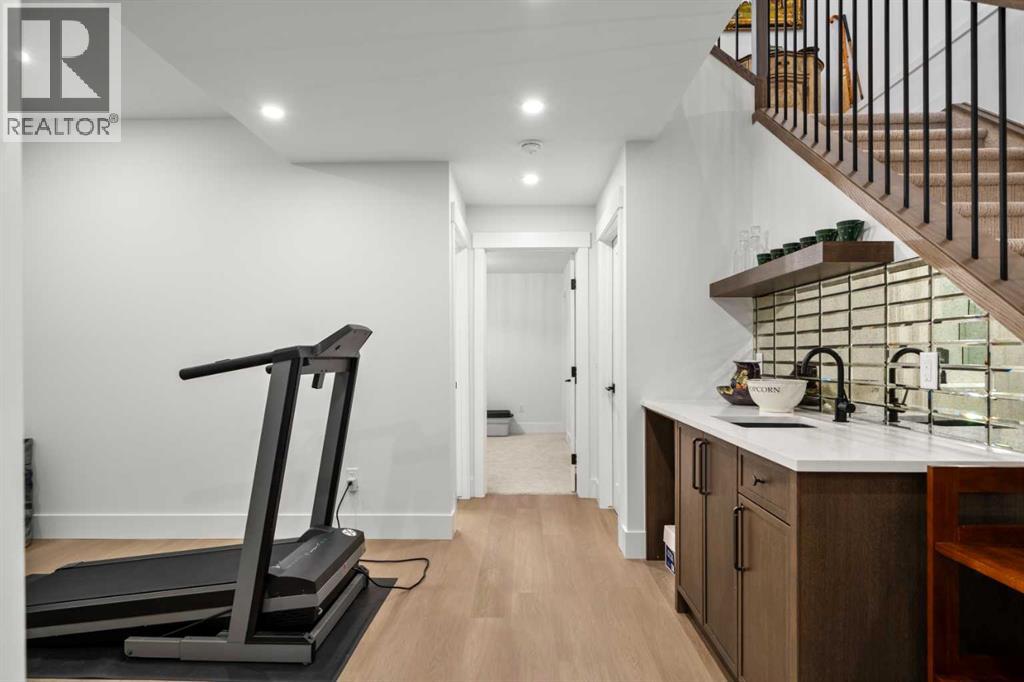 Single Family House for Sale in   Avenue SW Altadore Calgary 