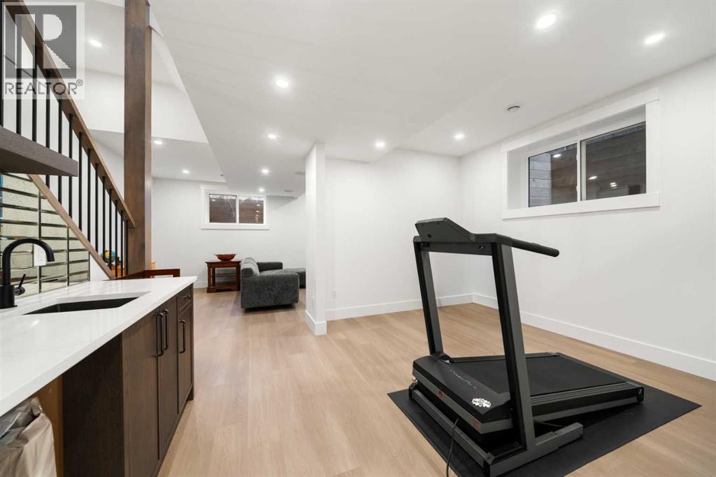 Single Family House for Sale in   Avenue SW Altadore Calgary 