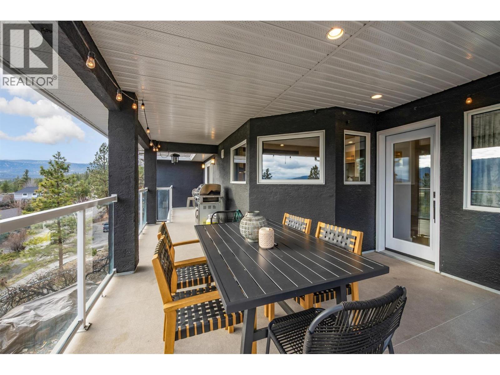 13411 Hermiston Drive, Summerland