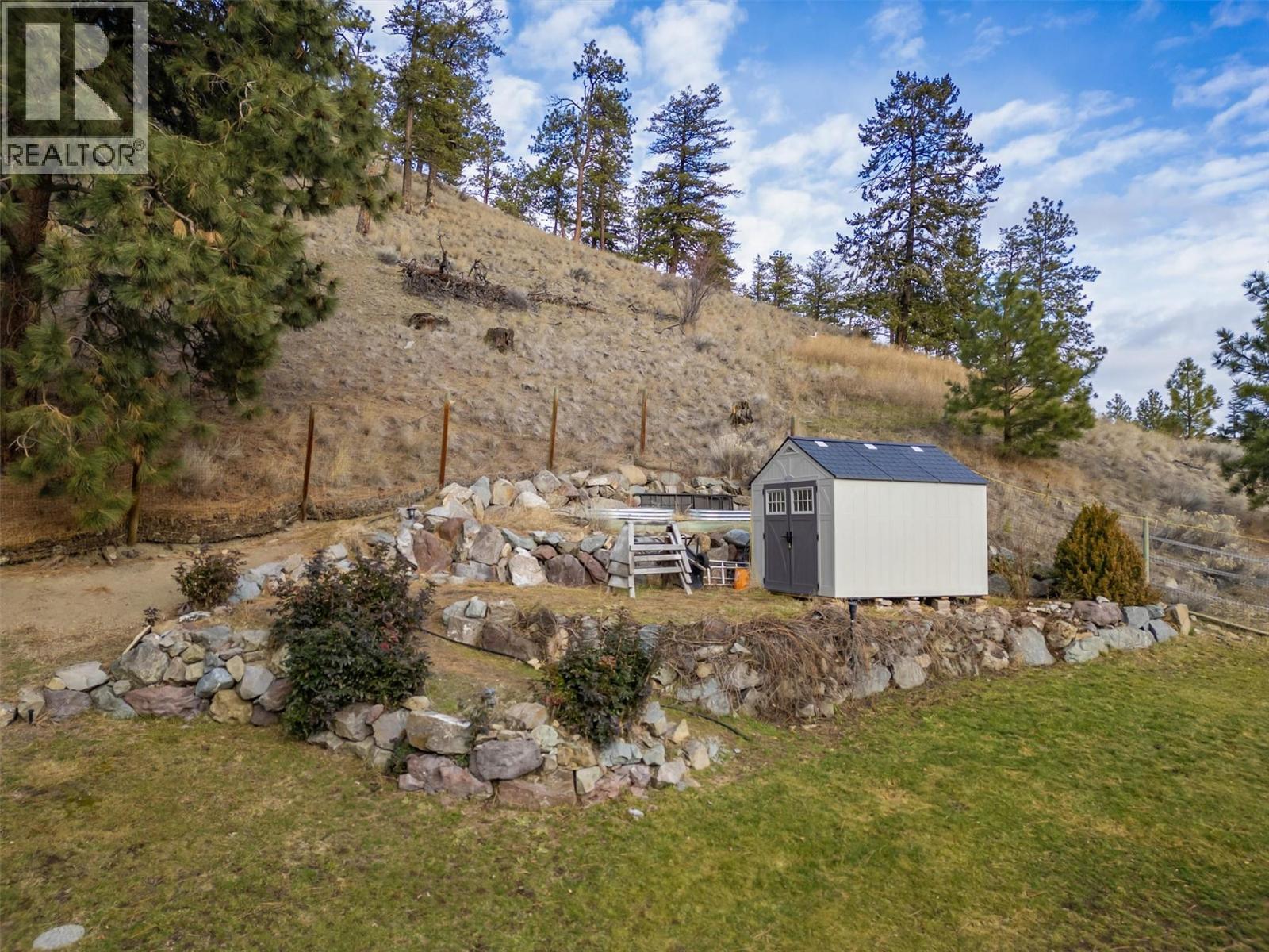 13411 Hermiston Drive, Summerland