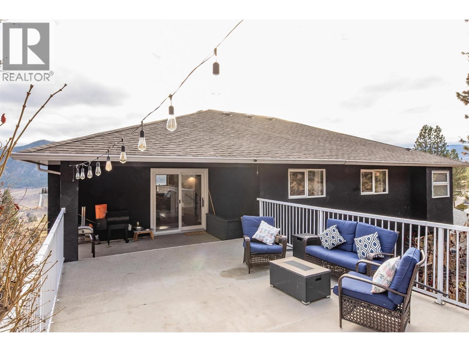 13411 Hermiston Drive, Summerland