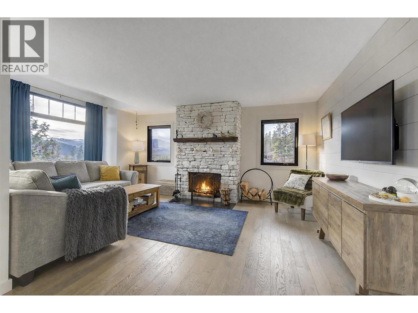 13411 Hermiston Drive, Summerland