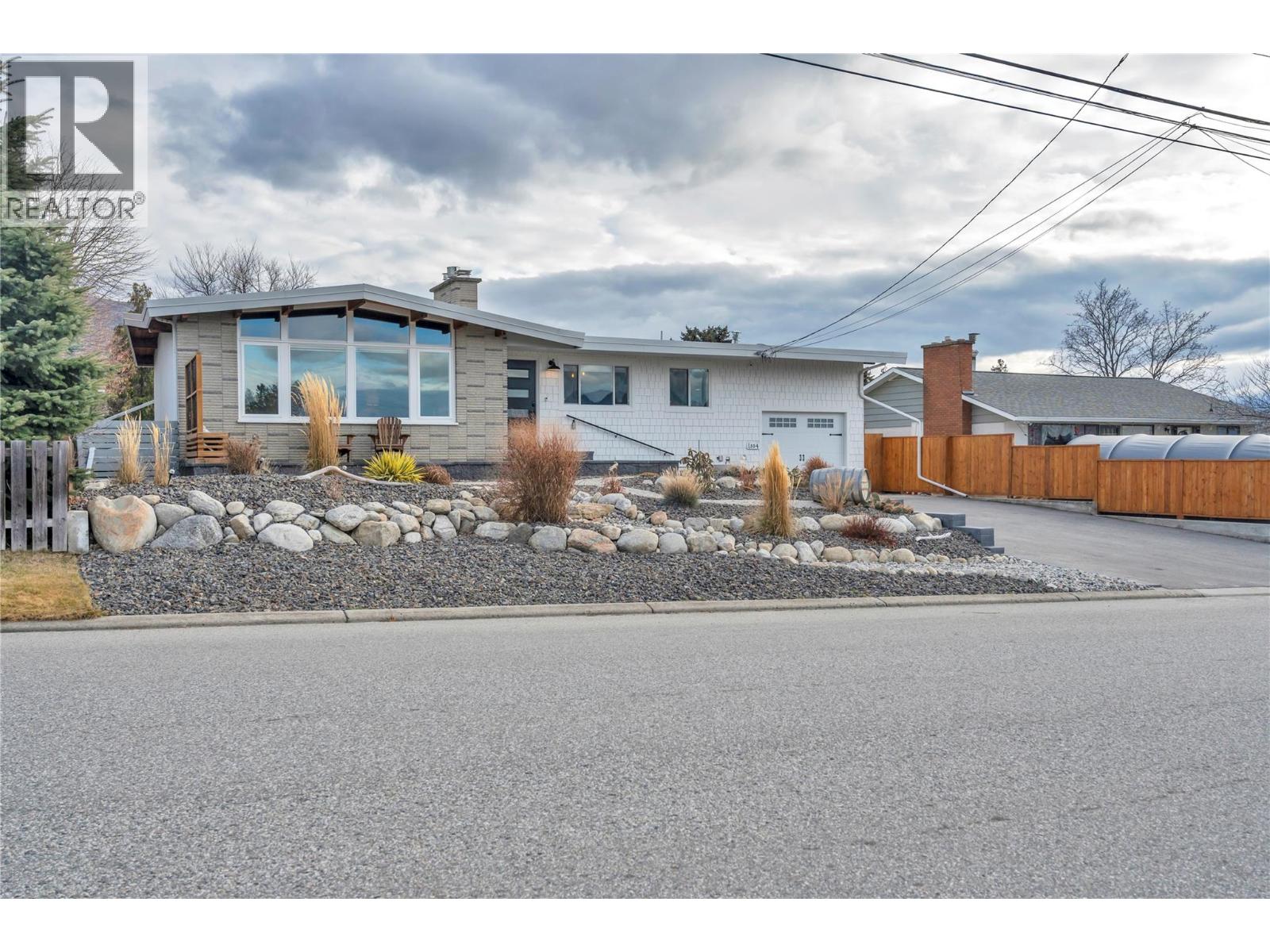 1554 Ridgedale Avenue, Penticton