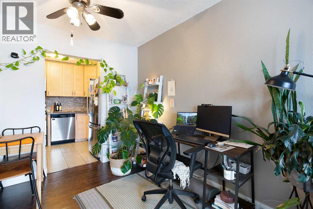 Single Family House for Sale in    Street NE Renfrew Calgary 