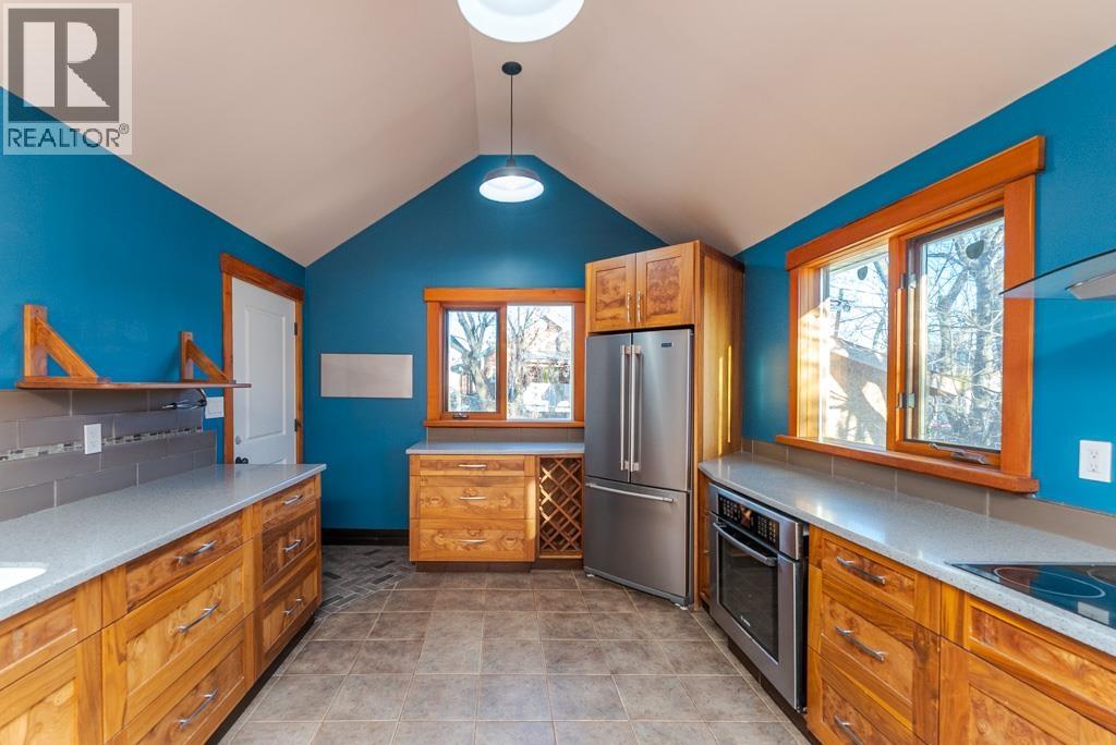 794 WINNIPEG STREET - 19