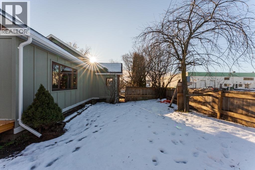 794 WINNIPEG STREET - 35