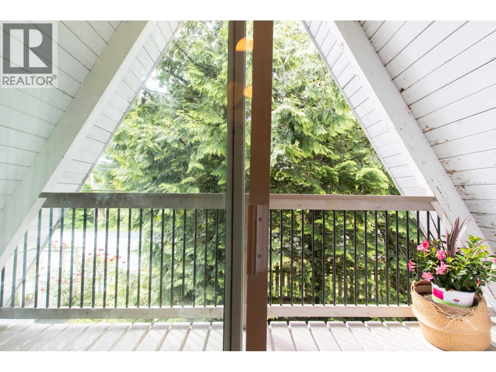 1155 JUDD ROAD, Squamish