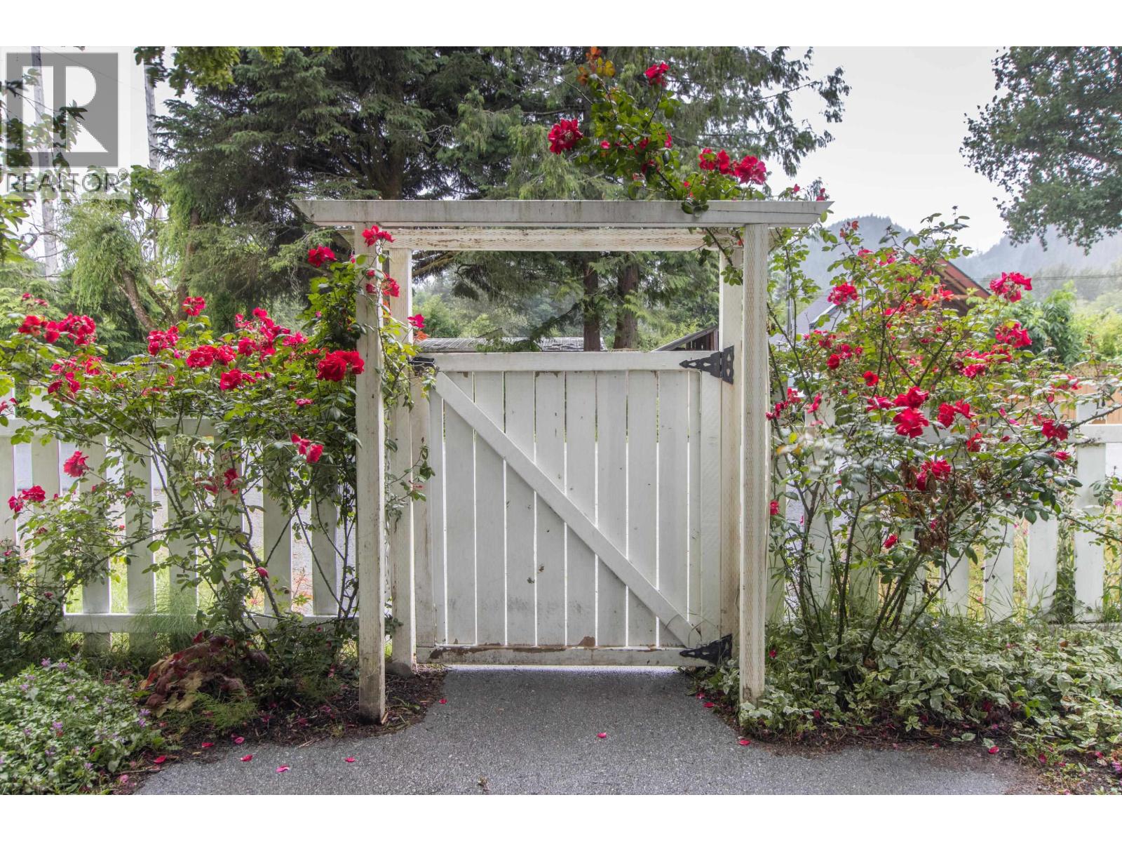 1155 JUDD ROAD, Squamish