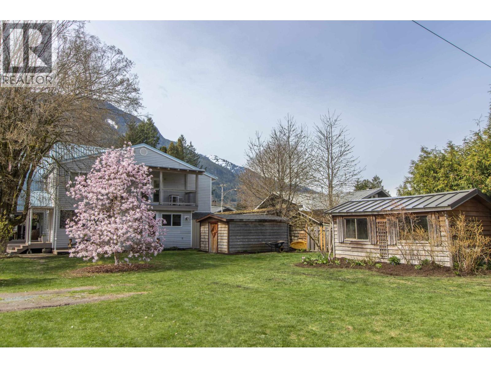 1155 JUDD ROAD, Squamish