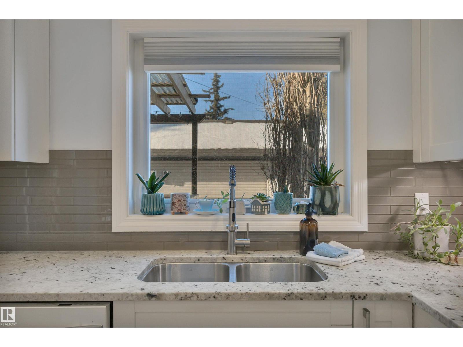 11234 105 ST NW, Edmonton