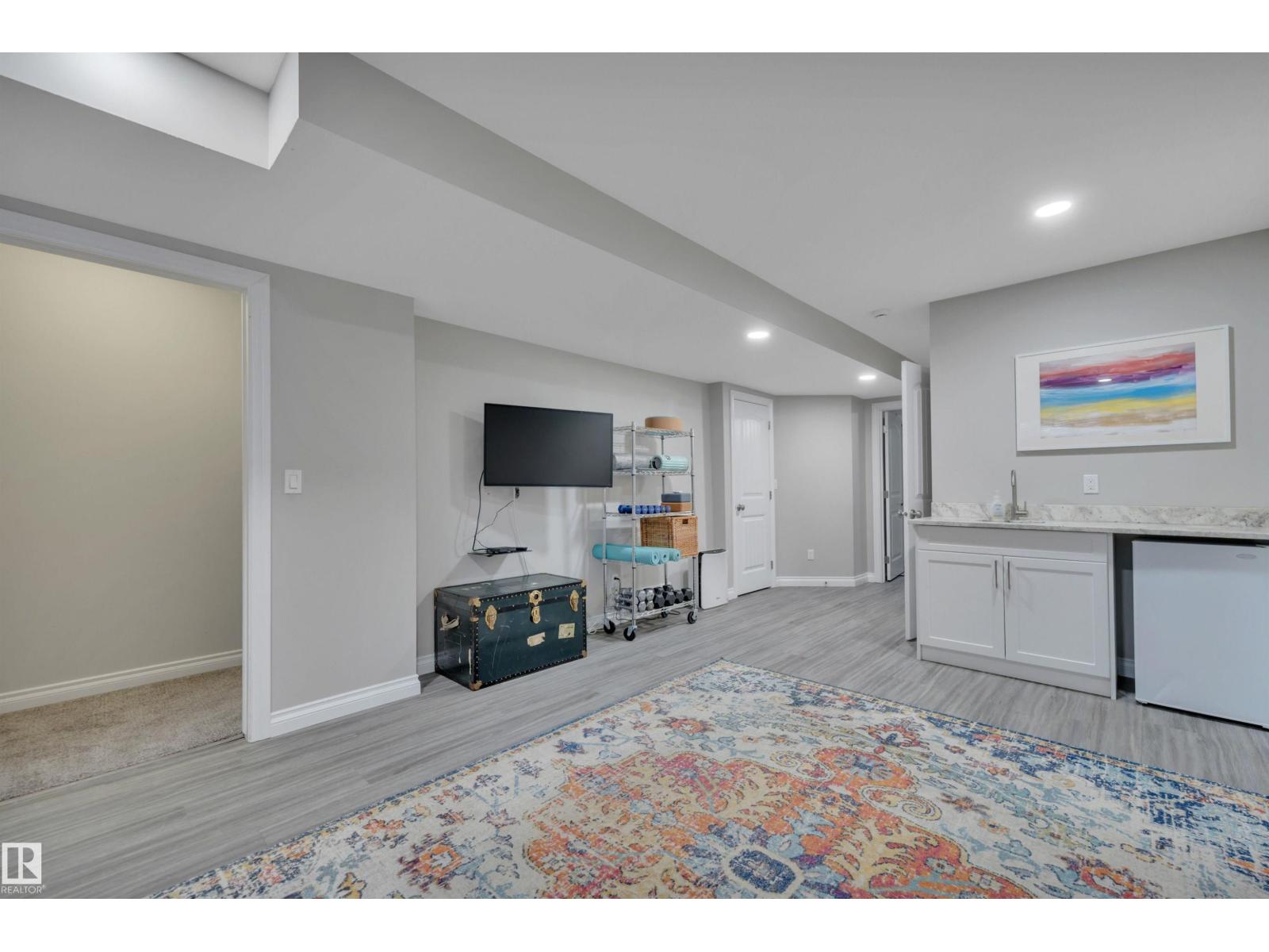 11234 105 ST NW, Edmonton