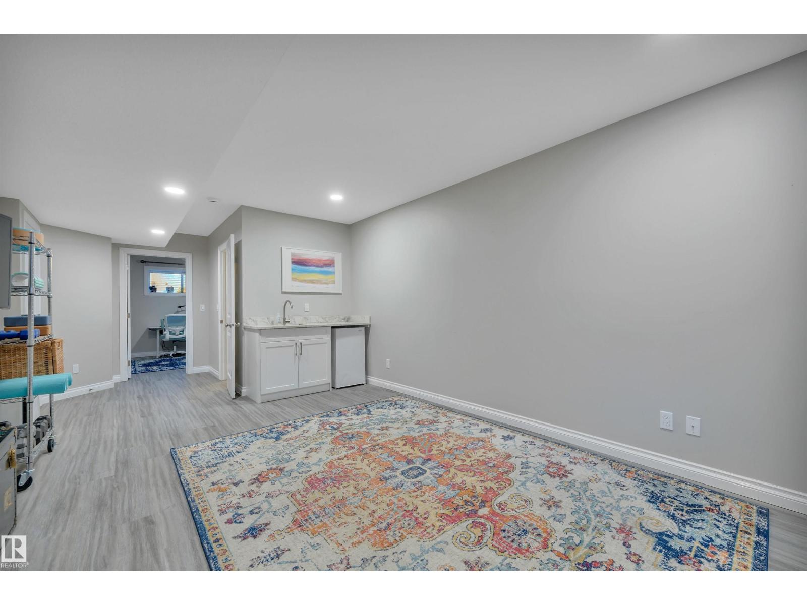 11234 105 ST NW, Edmonton