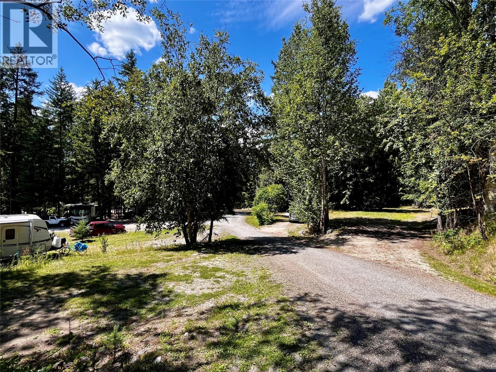 1701 Highway 23 Highway, Nakusp