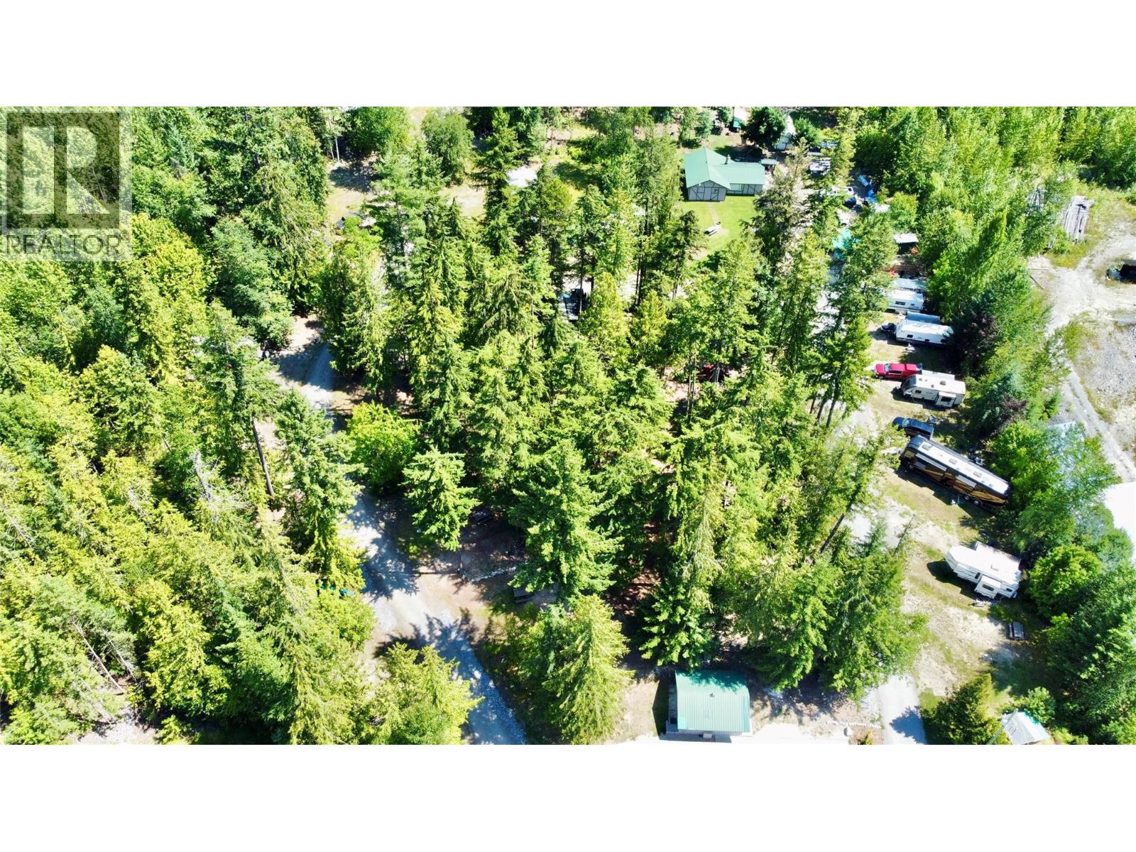 1701 Highway 23 Highway, Nakusp