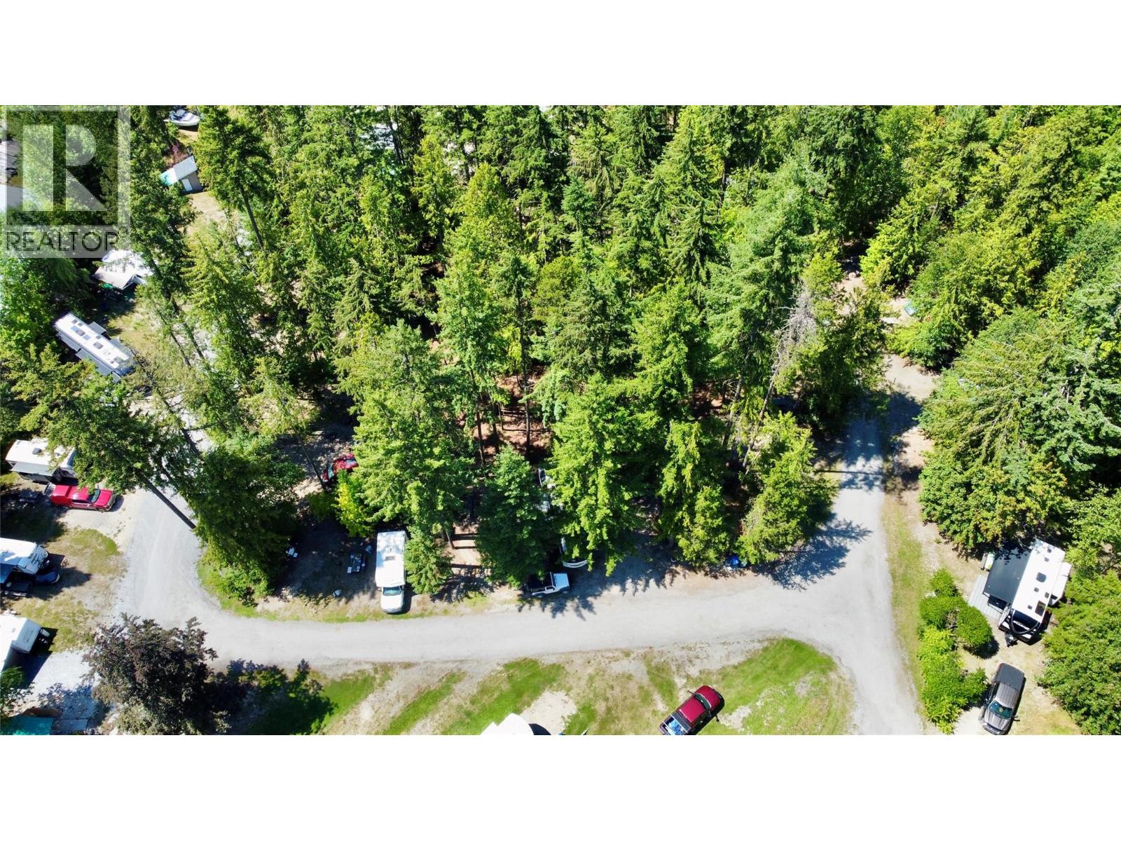1701 Highway 23 Highway, Nakusp