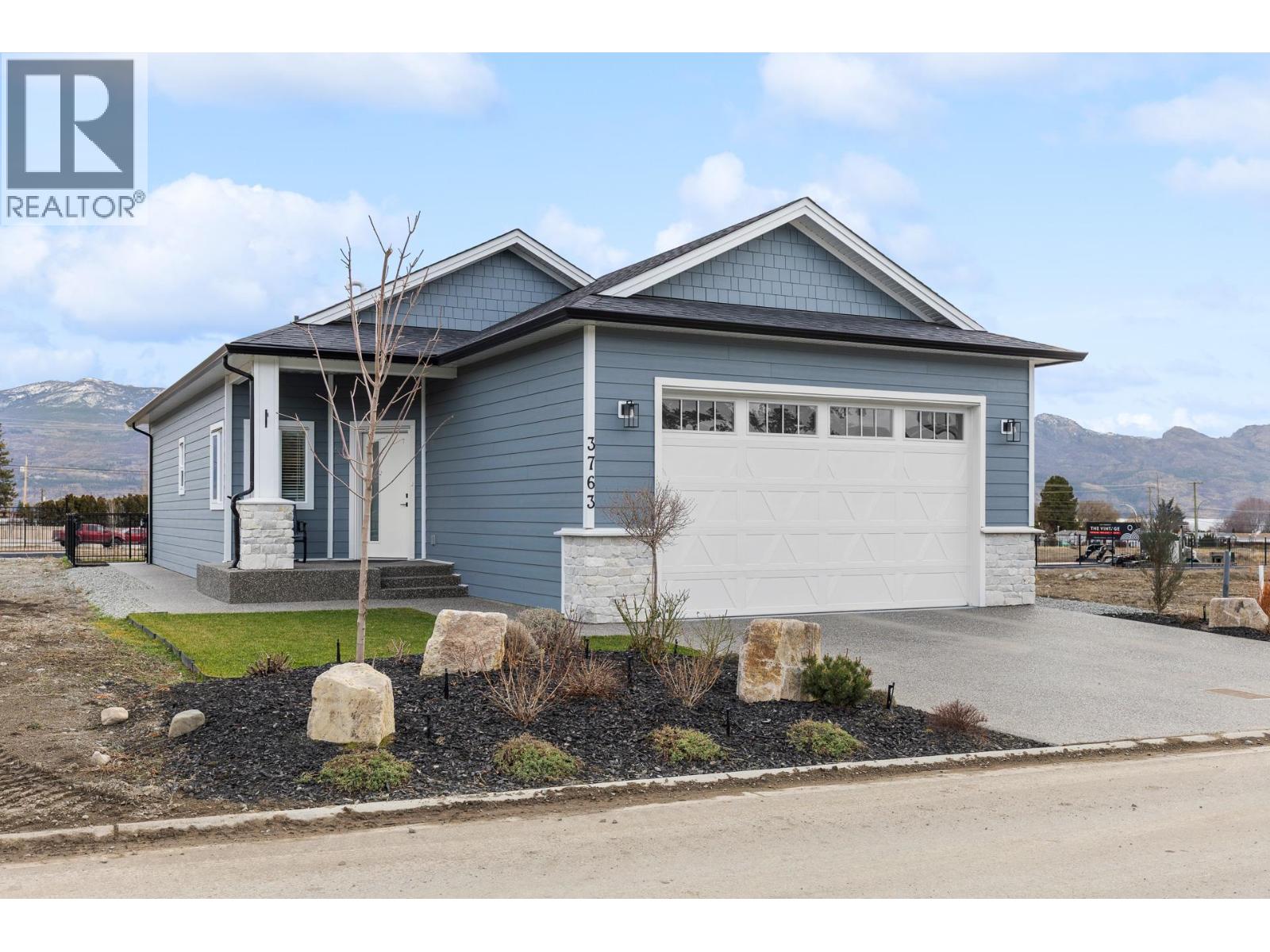  3763 St. James Drive, West Kelowna