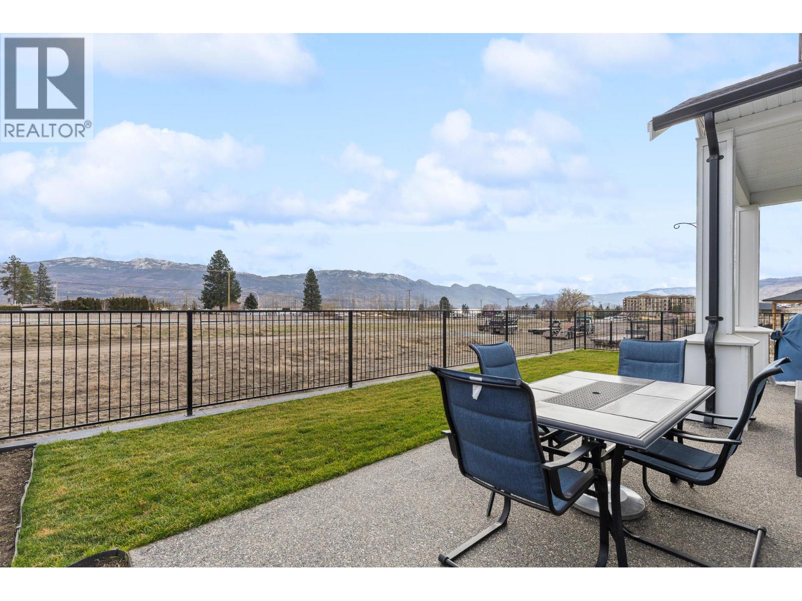  3763 St. James Drive, West Kelowna