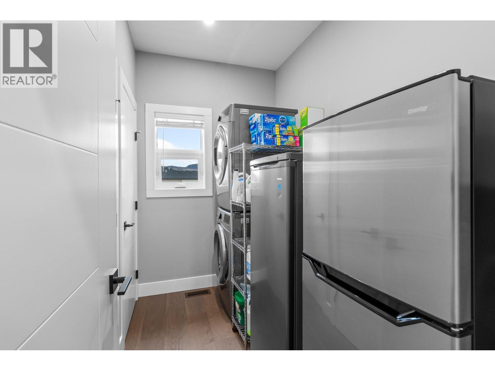  3763 St. James Drive, West Kelowna