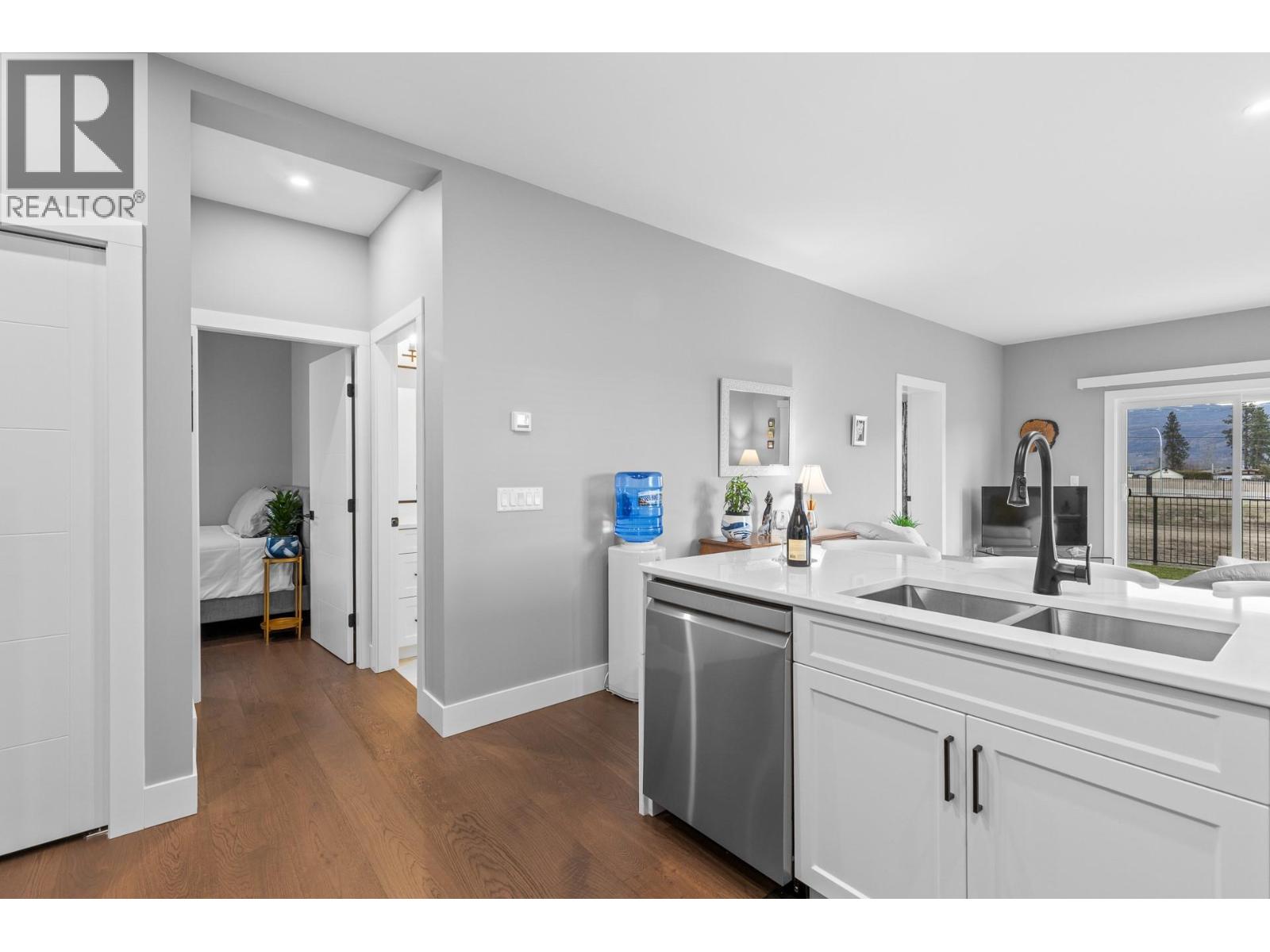  3763 St. James Drive, West Kelowna