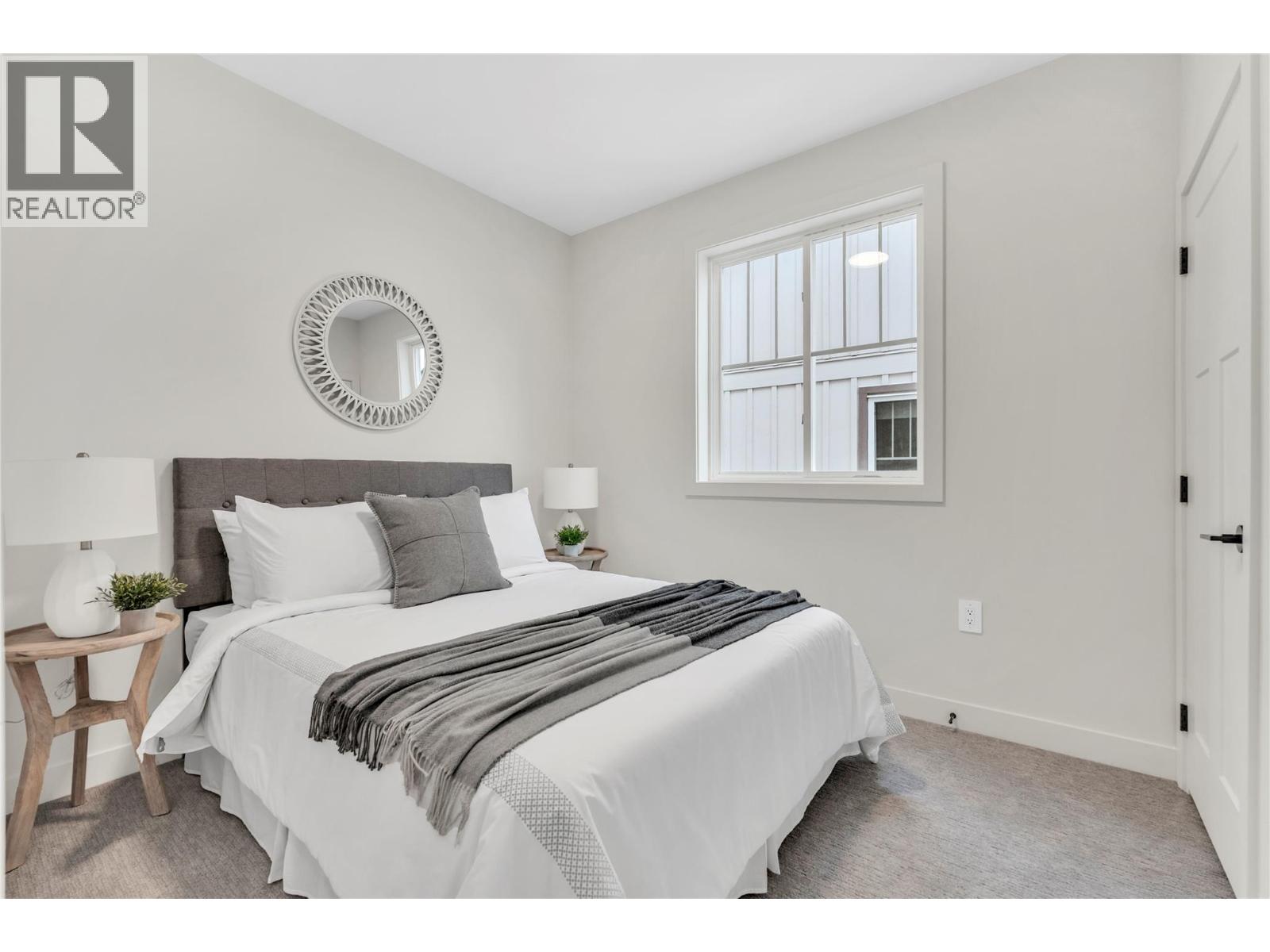 106 784 ARGYLE Street, Penticton