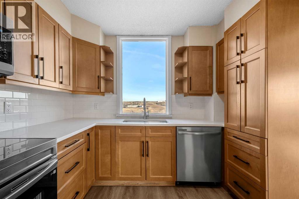 Single Family House for Sale in   Point Drive NW Point McKay Calgary 