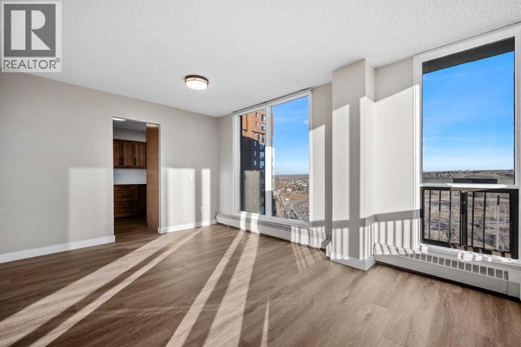 Single Family House for Sale in   Point Drive NW Point McKay Calgary 