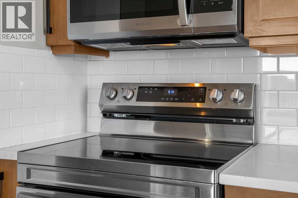 Single Family House for Sale in   Point Drive NW Point McKay Calgary 