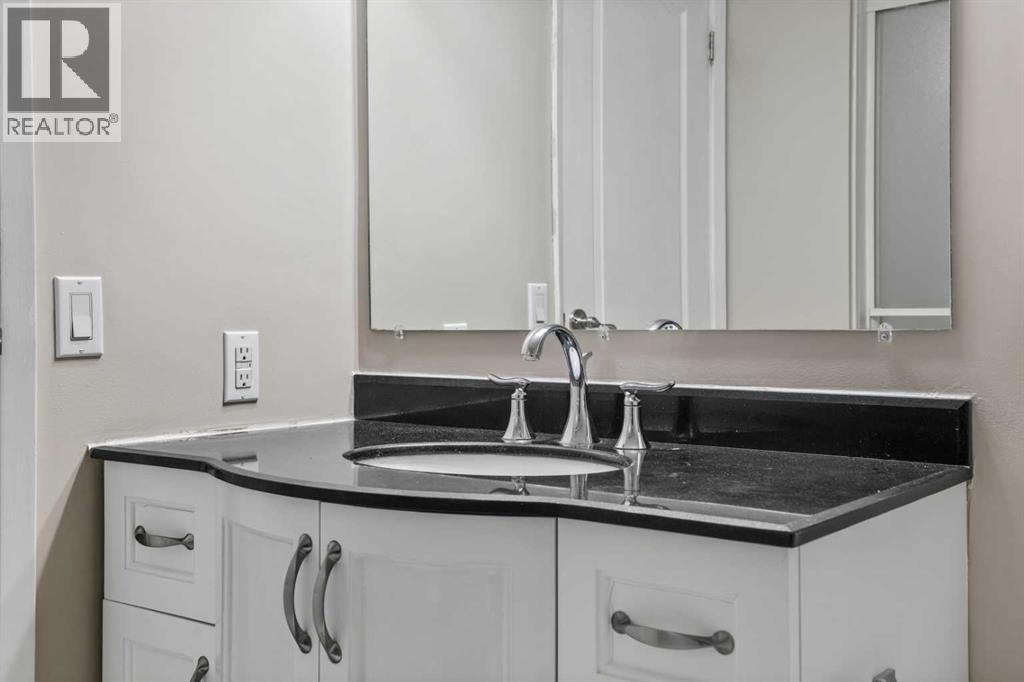 Single Family House for Sale in   Point Drive NW Point McKay Calgary 