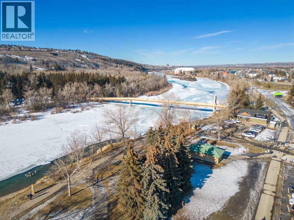 Single Family House for Sale in   Point Drive NW Point McKay Calgary 