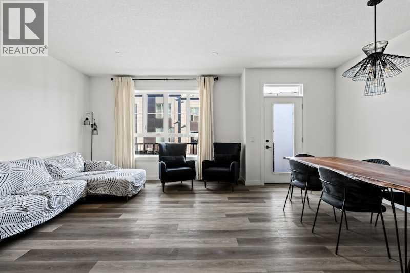 Single Family House for Sale in  Sovereign Common SW Shaganappi Calgary 