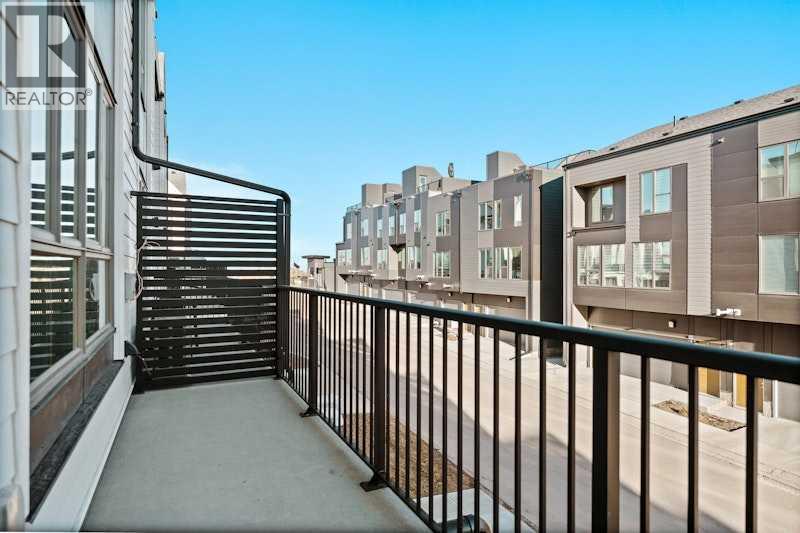 Single Family House for Sale in  Sovereign Common SW Shaganappi Calgary 