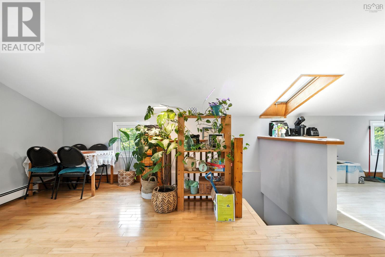 Property 25 of 49 of 5651 Macara Street