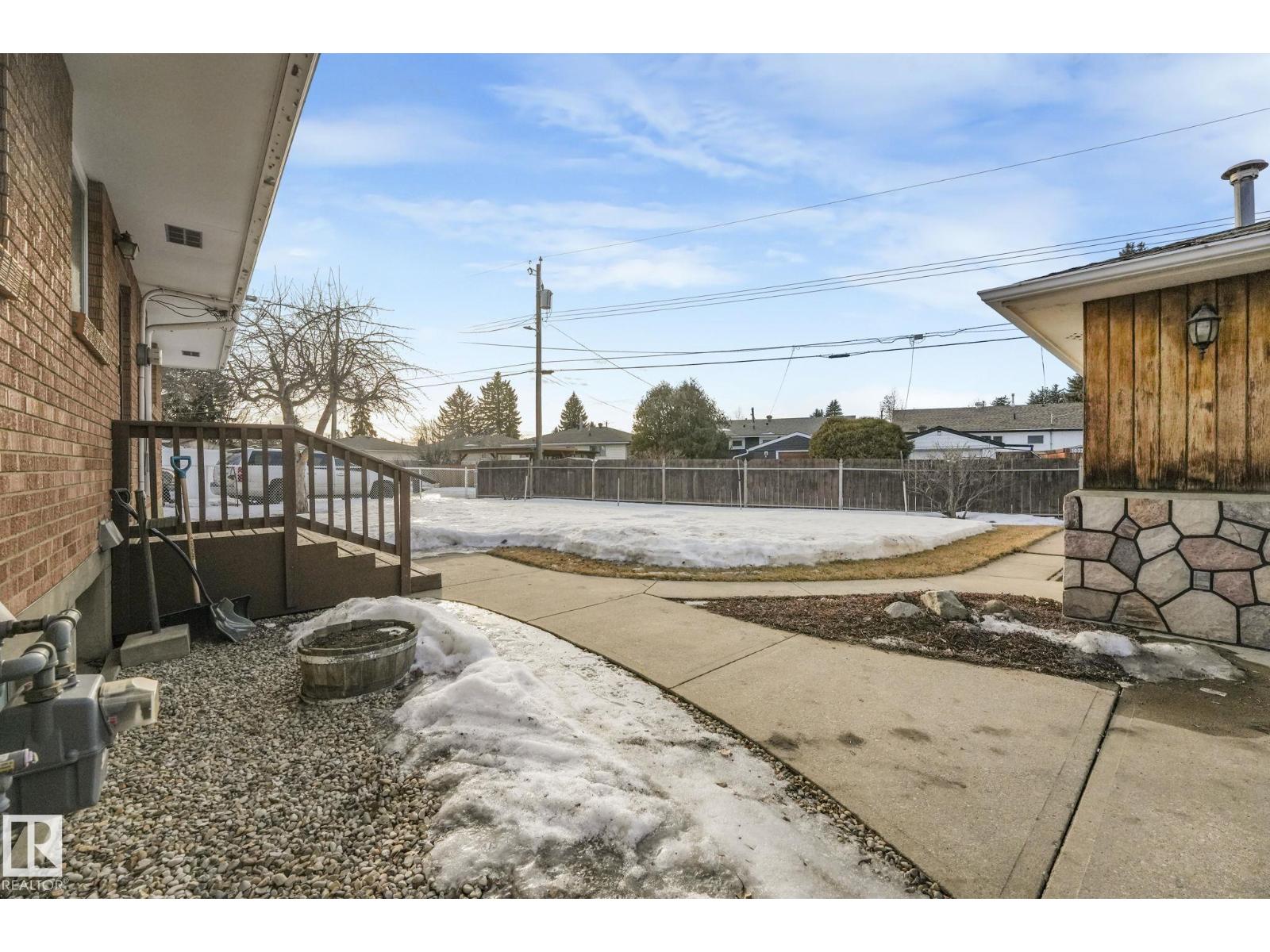 10324 42 ST NW, Edmonton