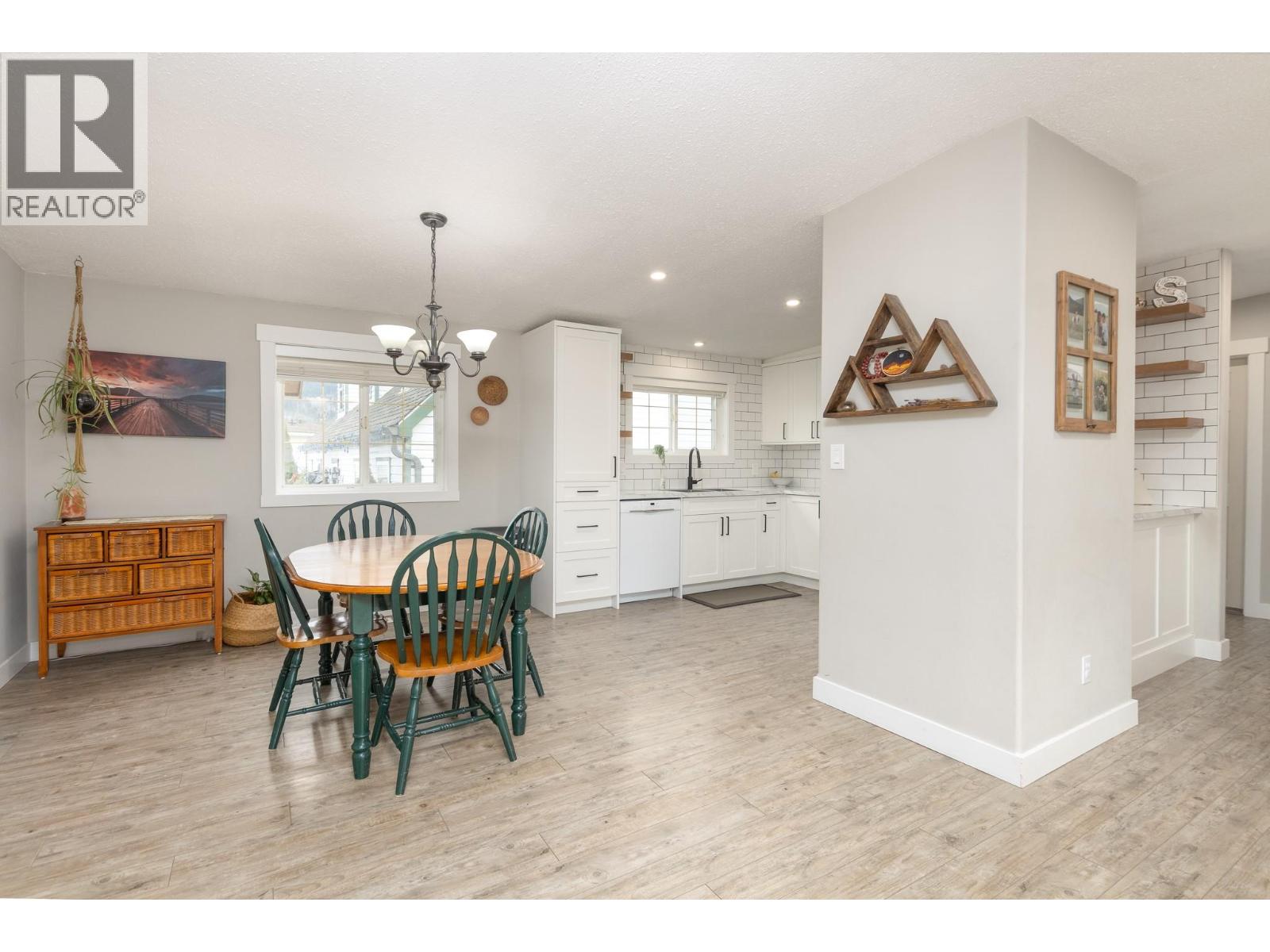 7220 47 Street NE, Salmon Arm