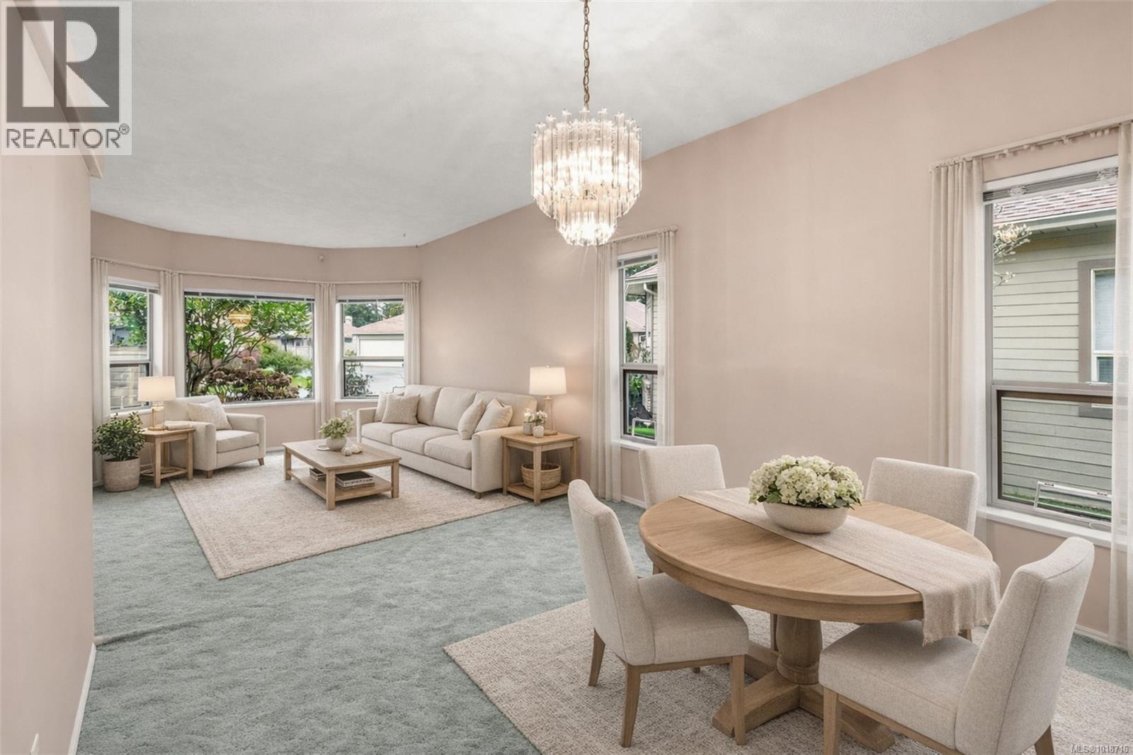 403 4515 Pipeline Road, Saanich