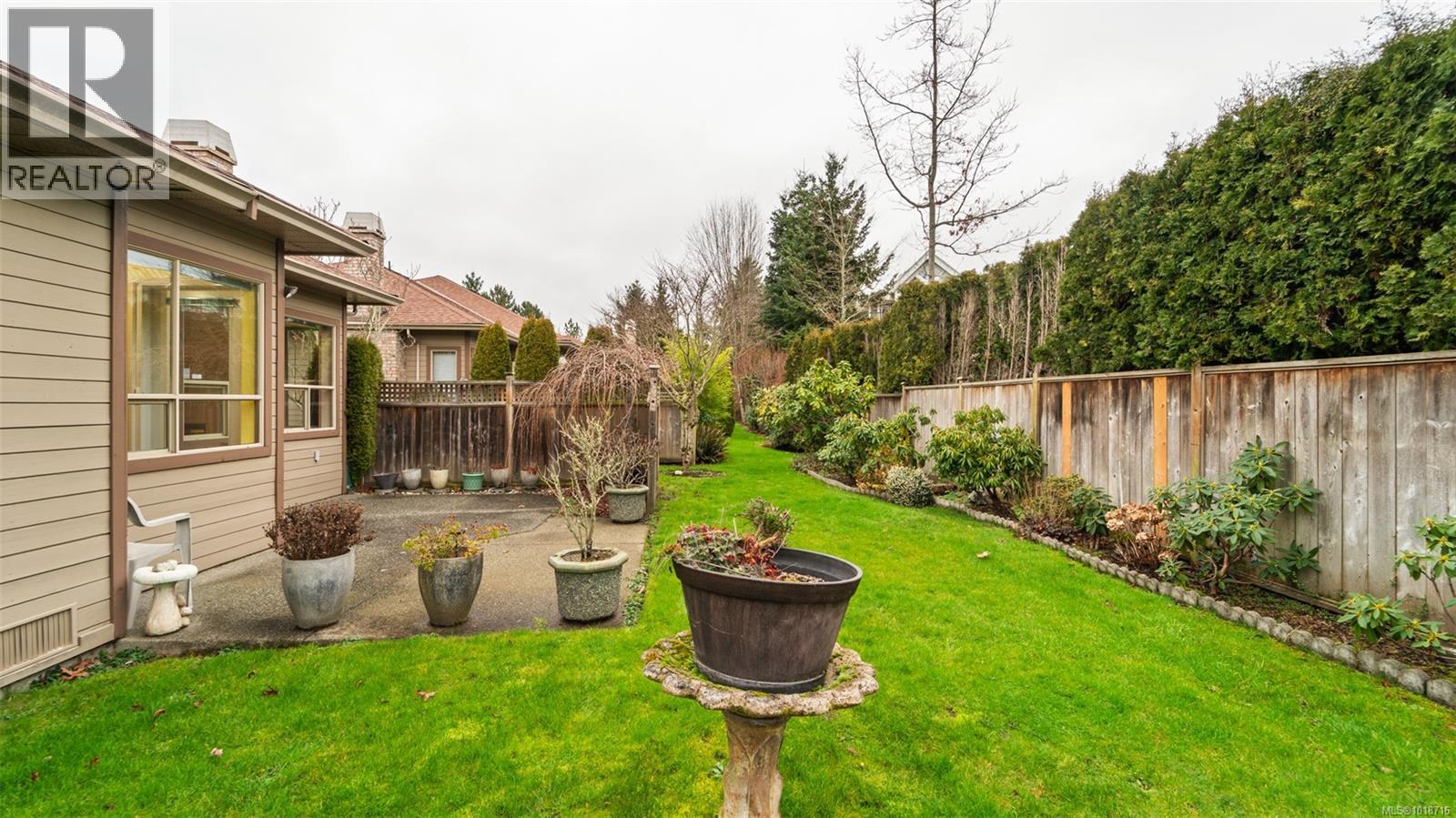 403 4515 Pipeline Road, Saanich