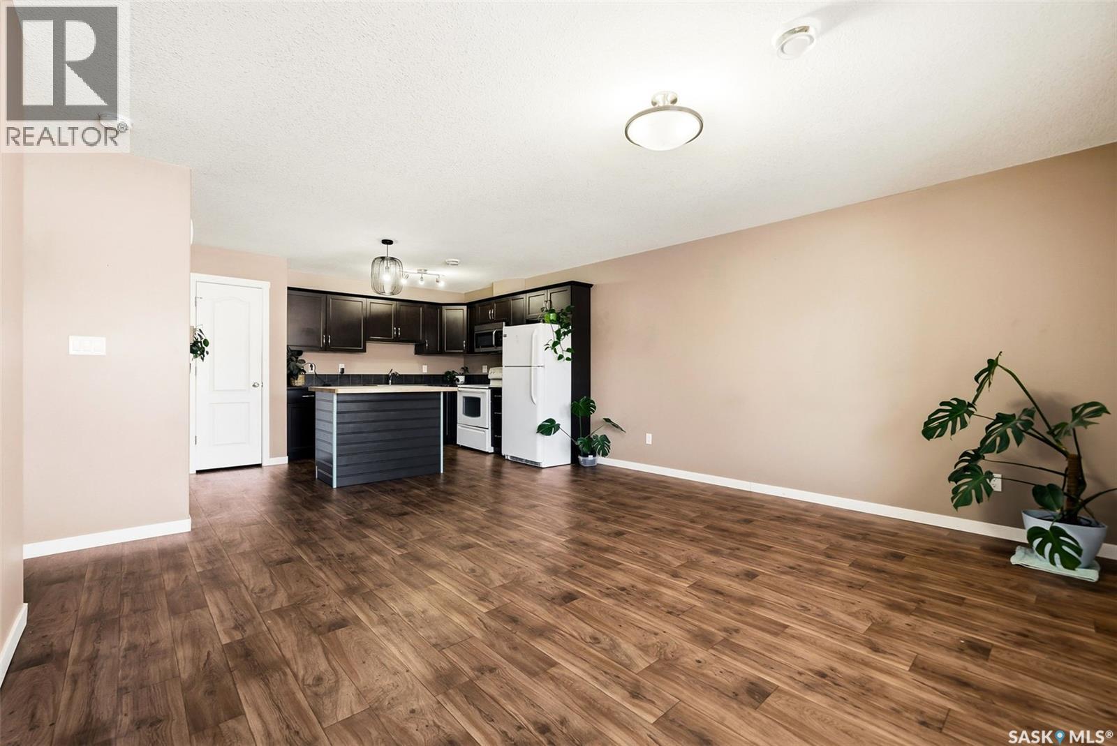 Single Family House for Sale in   Empress STREET Regina 