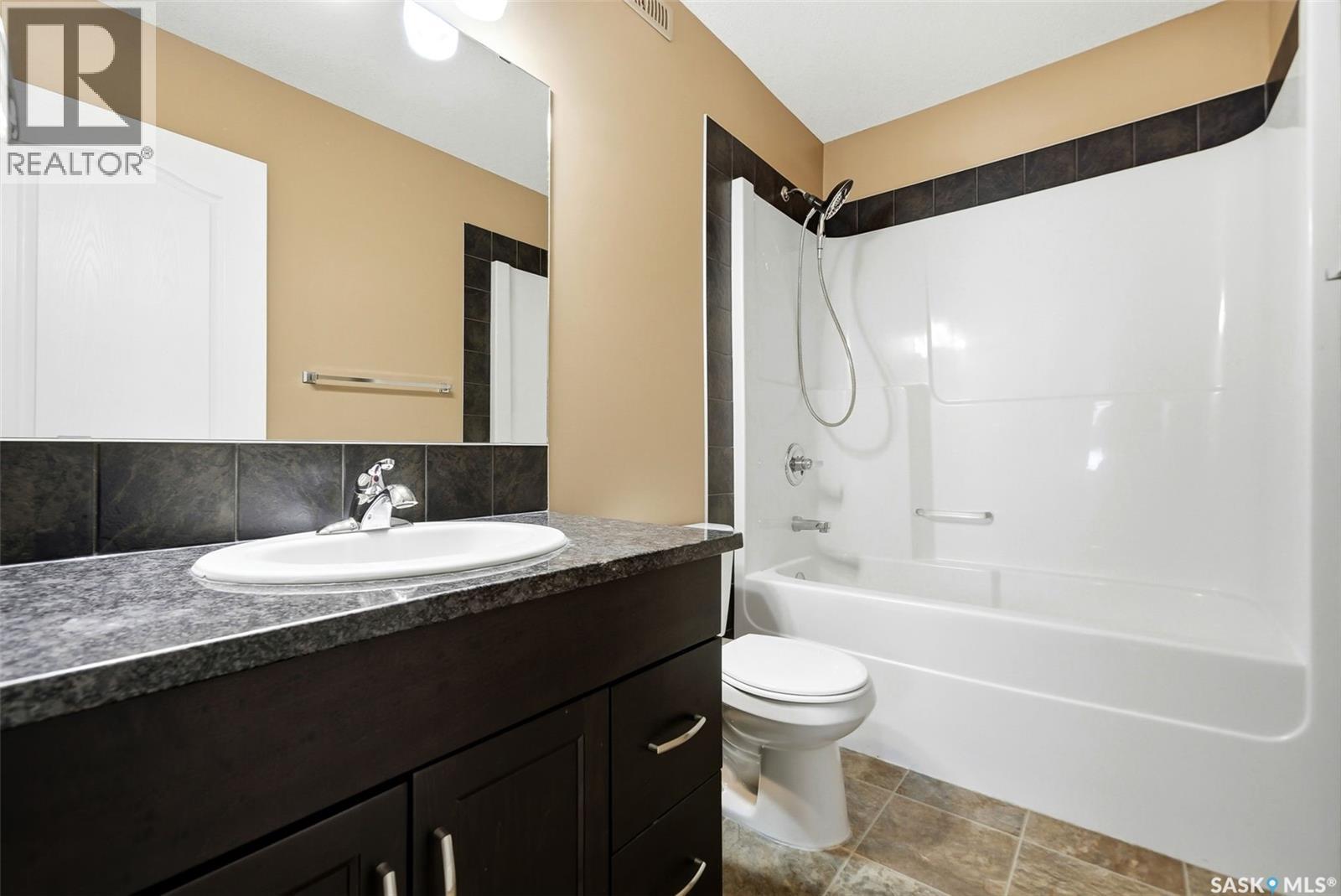 Single Family House for Sale in   Empress STREET Regina 