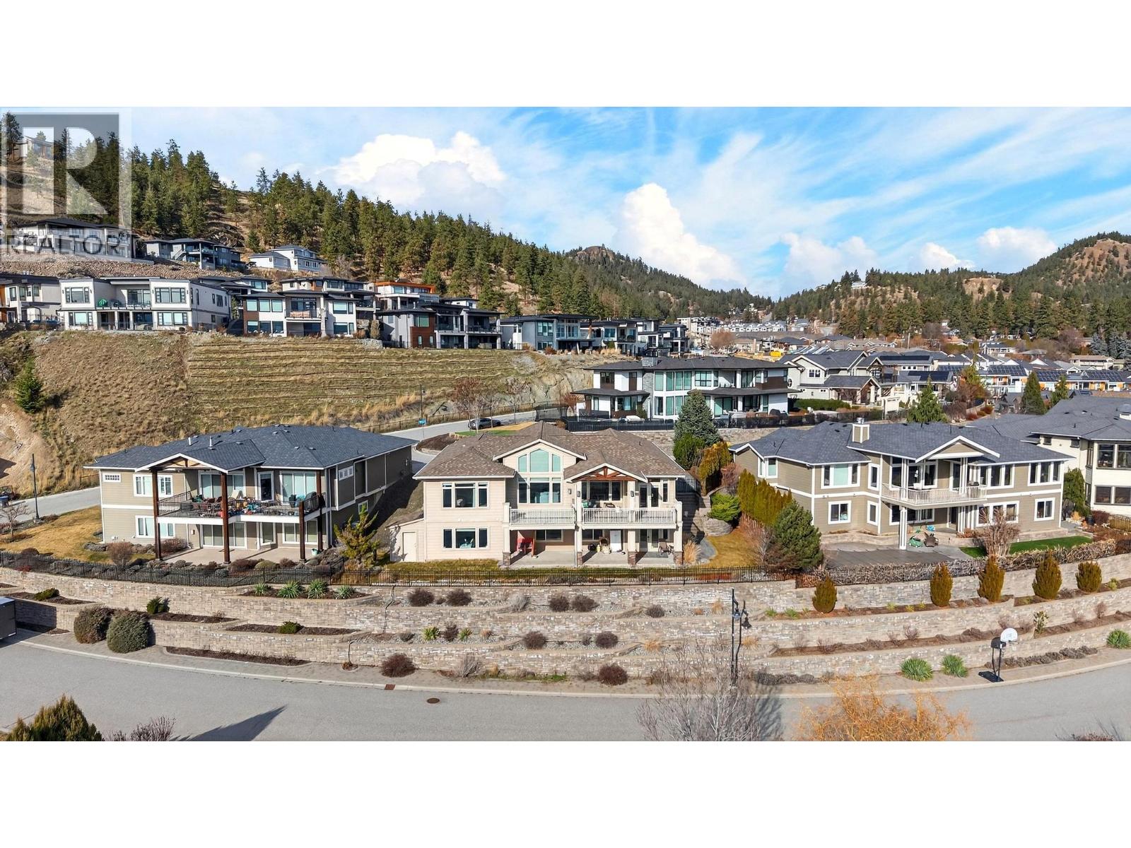  748 Traditions Crescent, Kelowna