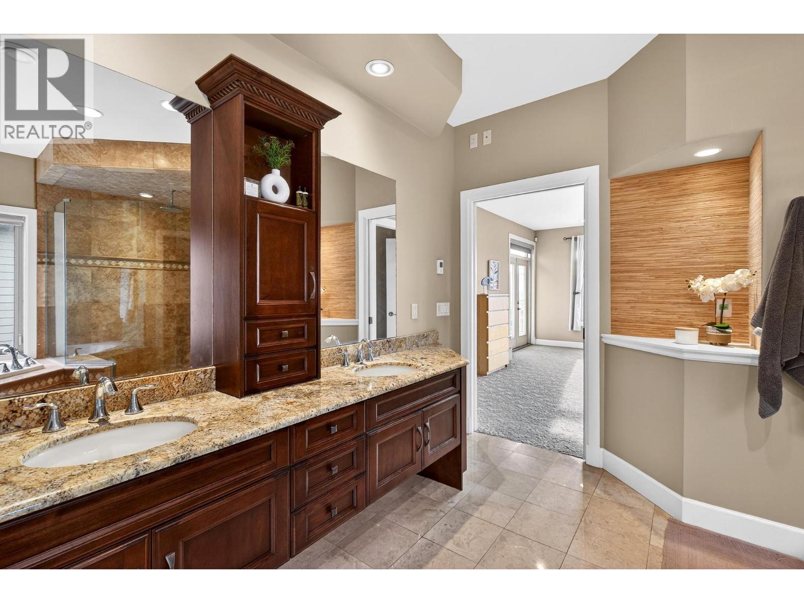  748 Traditions Crescent, Kelowna