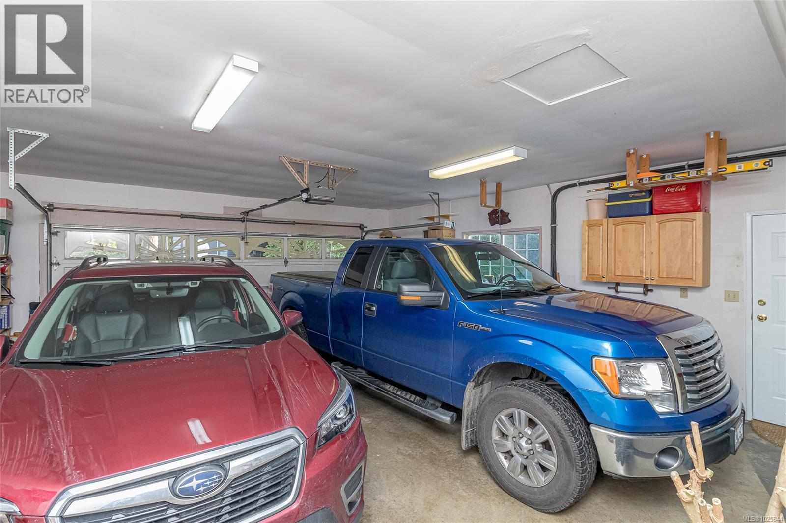 3060 Keparo Rd, Mill Bay