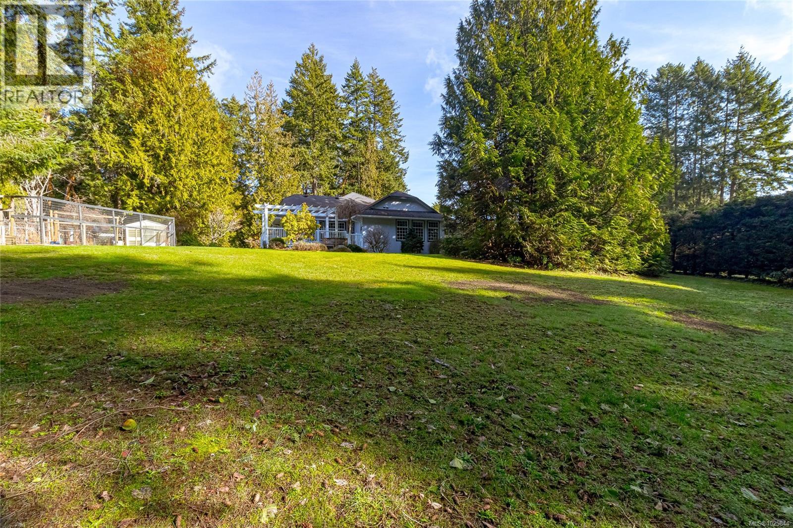 3060 Keparo Rd, Mill Bay