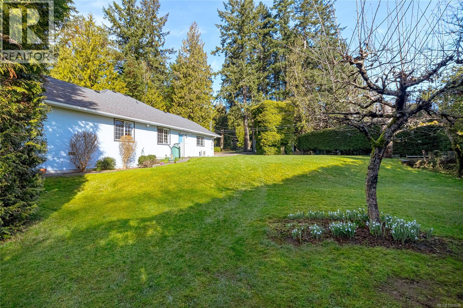 3060 Keparo Rd, Mill Bay