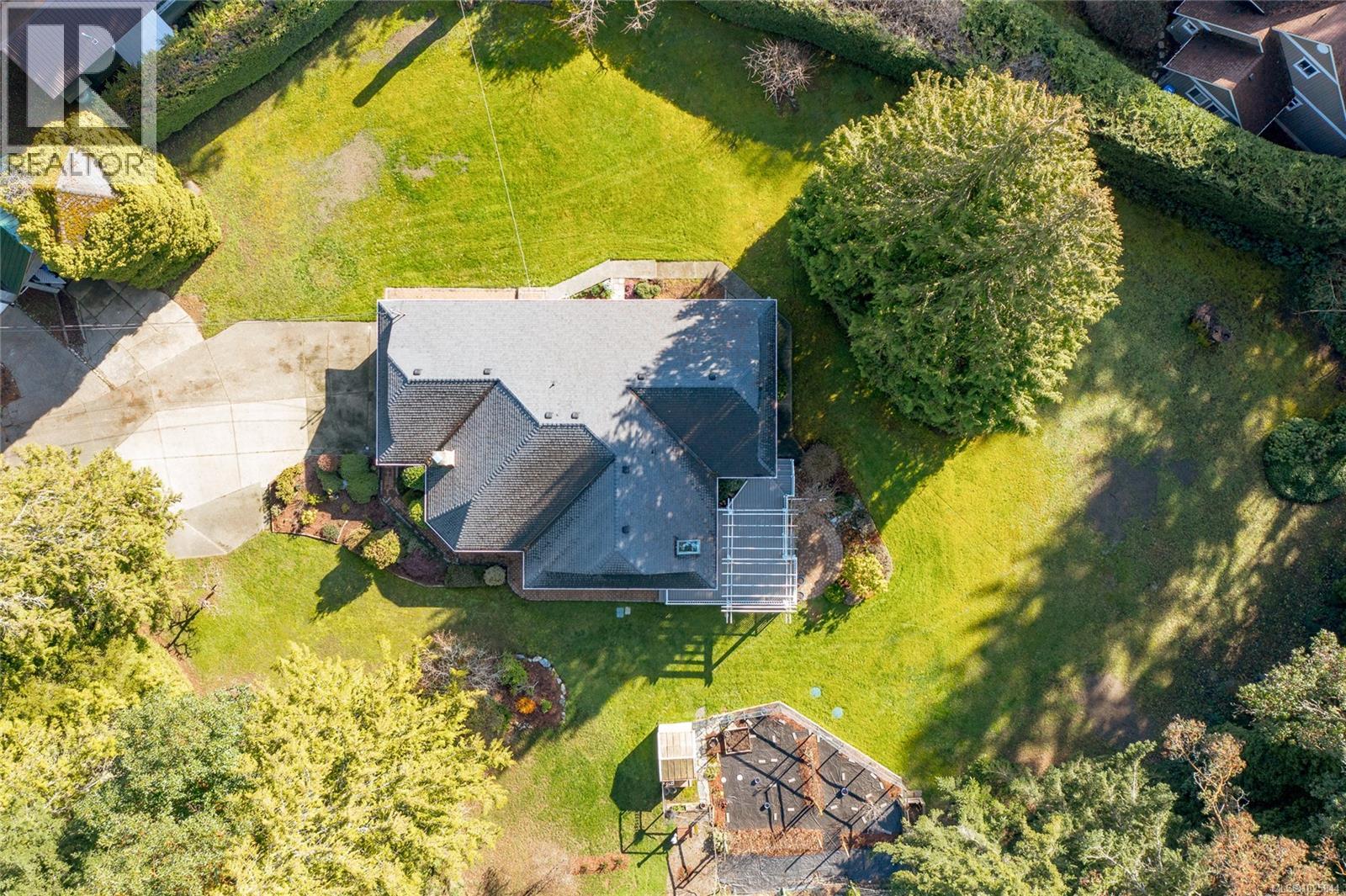 3060 Keparo Rd, Mill Bay