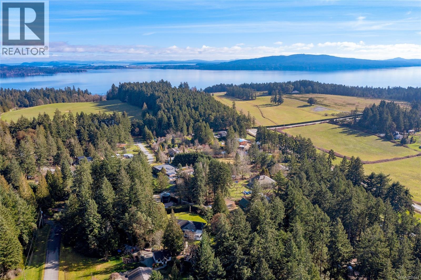 3060 Keparo Rd, Mill Bay