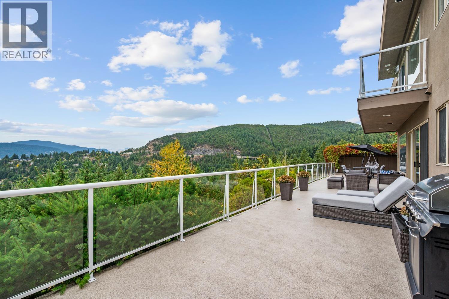 5532 WESTHAVEN ROAD, West Vancouver