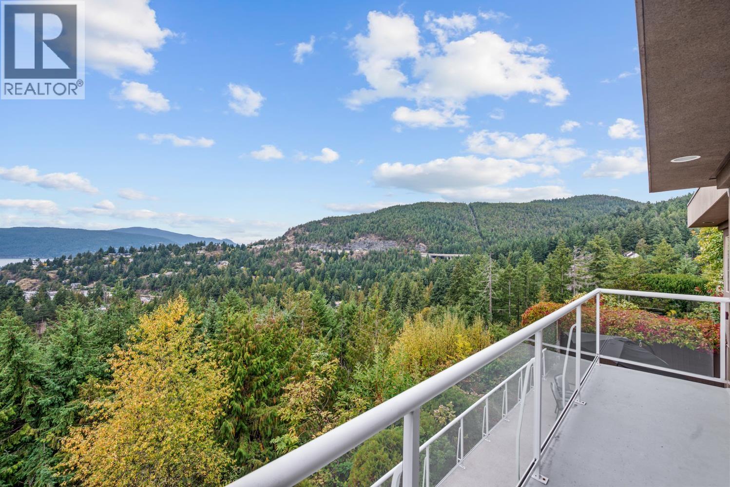 5532 WESTHAVEN ROAD, West Vancouver