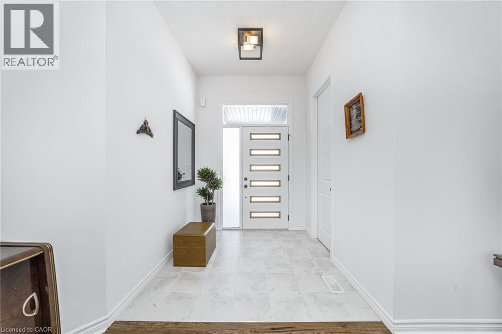 158 SAVANNAH RIDGE Drive - Photo 3 of 50, Paris, Ontario