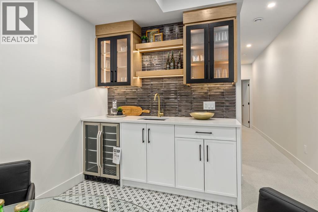 Single Family House for Sale in   Street NW Hillhurst Calgary 