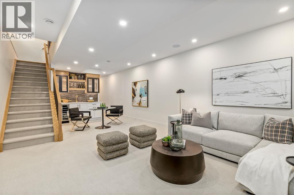 Single Family House for Sale in   Street NW Hillhurst Calgary 